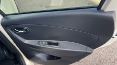 Renault Captur 1.5 dCi 90 Dynamique S Nav 5dr Auto Diesel Hatchback